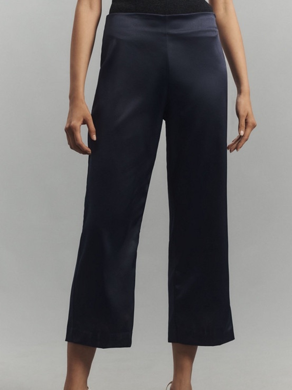 Anthropologie Silky Tapered Cropped Trousers Navy Satin Pants Size 6